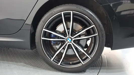 BMW 3 Series (G20) 330e M 2021 21