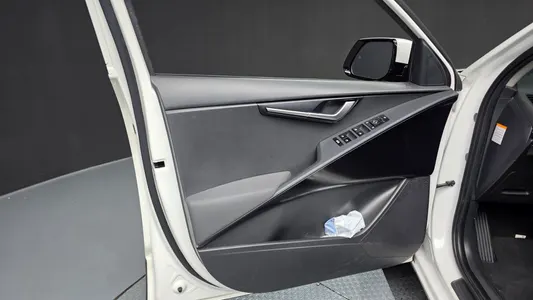 Kia 디 니로 2022 24