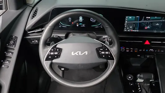 Kia 디 니로 2022 13