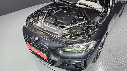 BMW 4 Series (G22) 420i M 2023 6