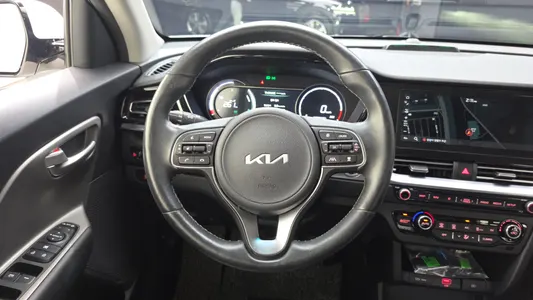 Kia 니로 플러스 2022 13