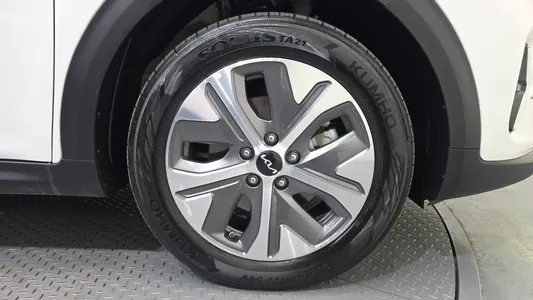 Kia 니로 플러스 2022 21