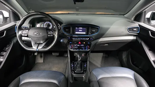 Hyundai 아이오닉 하이브리드 N 2016 7