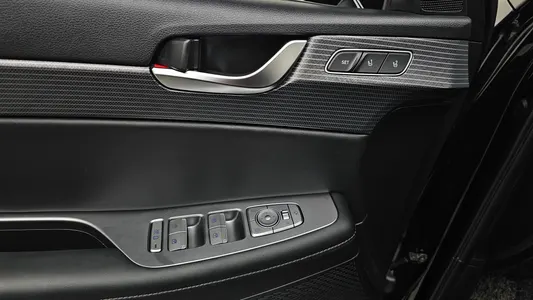 Hyundai 팰리세이드 3.8 4WD 2023 16