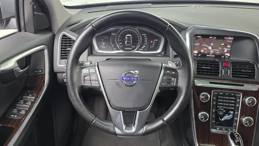 Volvo XC60 D4 2017 13