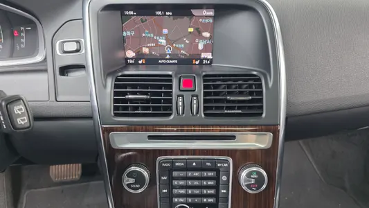 Volvo XC60 D4 2017 14
