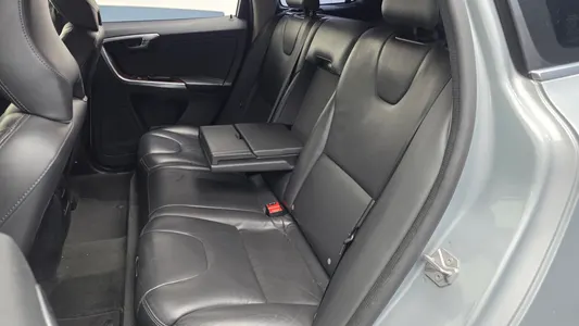 Volvo XC60 D4 2017 26