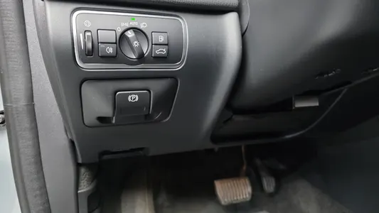 Volvo XC60 D4 2017 28