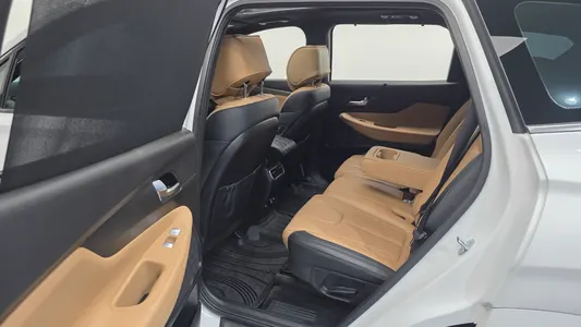 Hyundai 싼타페 HEV 1.6 2WD 2023 12