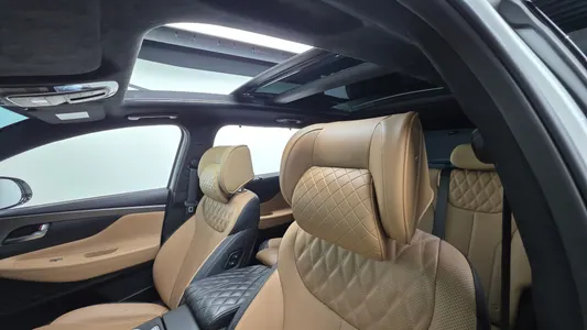Hyundai 싼타페 HEV 1.6 2WD 2023 17