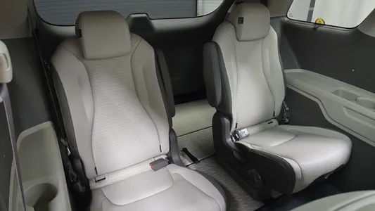 Kia 4 HEV 9 2024 12