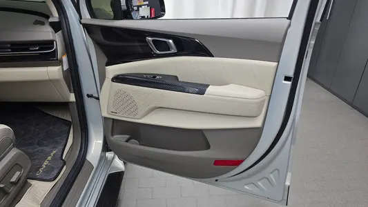 Kia 4 HEV 9 2024 25