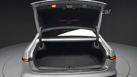 Hyundai (GN7) 3.5 LPG 2WD () 2026 20