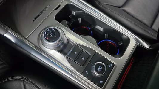 Ford 6 2.3 4WD 2020 9