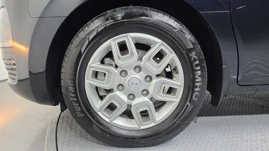 Hyundai Staria L3.5 5 2023 5
