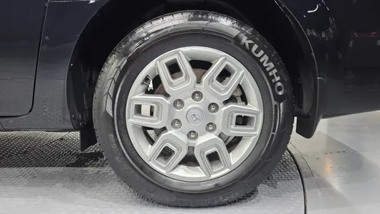 Hyundai Staria L3.5 5 2023 21