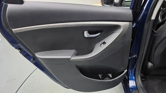 Hyundai i30() 1.6 GDI PYL 2013 26