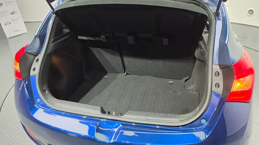 Hyundai i30() 1.6 GDI PYL 2013 30
