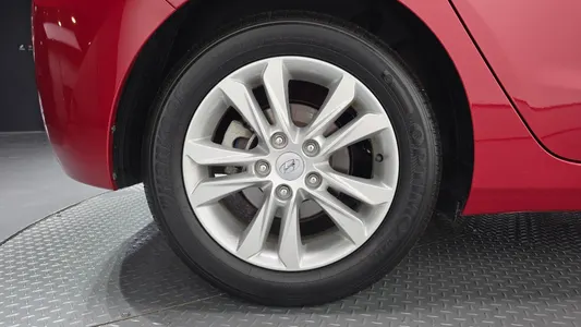 Hyundai i30() 1.6 GDI PYL 2013 22