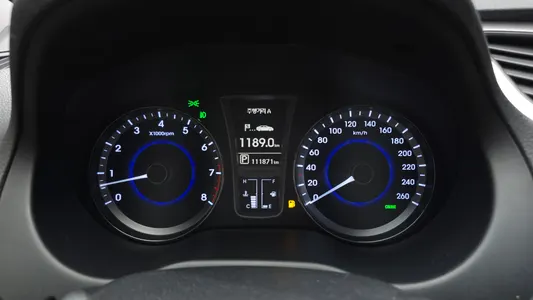 Hyundai Grandeur HG HG240 2013 8