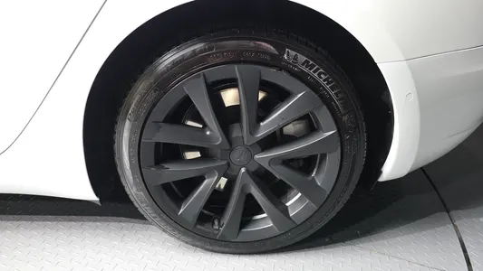 Tesla 3 AWD 2022 5