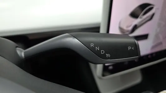 Tesla 3 AWD 2022 9