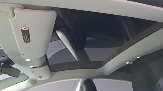 Tesla 3 AWD 2022 27