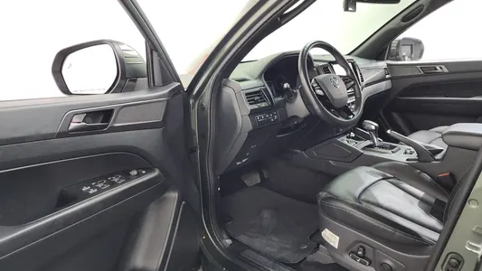 KG Mobility 렉스턴 스포츠 칸 2.2 4WD 2023 10