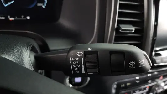 KG Mobility 렉스턴 스포츠 칸 2.2 4WD 2023 28