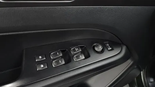 KG Mobility 렉스턴 스포츠 칸 2.2 4WD 2023 29