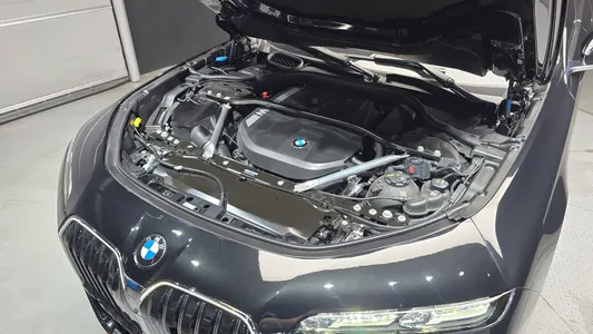 BMW 7 Series (G70) 740i xDrive M 2025 6