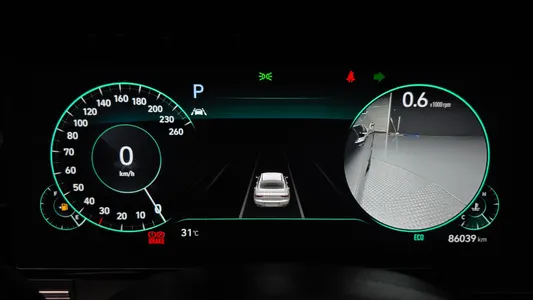 Hyundai IG 3.0 LPi () 2022 8