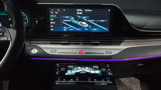 Hyundai IG 3.0 LPi () 2022 15