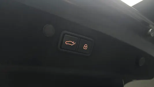 Hyundai IG 3.0 LPi () 2022 18