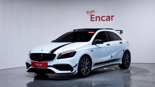 Mercedes-Benz A-Class W176 A45 AMG 4MATIC 2017