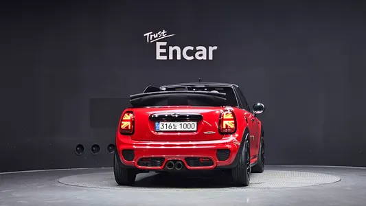 MINI S Convertible JCW 2019 4