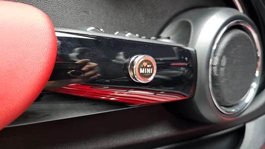 MINI S Convertible JCW 2019 9