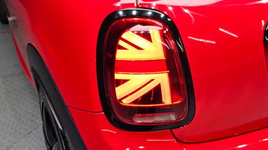 MINI S Convertible JCW 2019 23