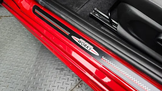 MINI S Convertible JCW 2019 29