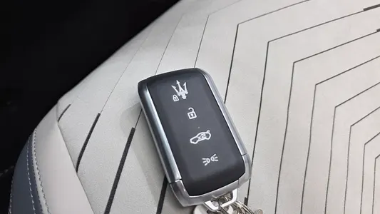 Maserati MC20 3.0 V6 2023 33