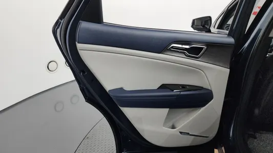 Kia 5 4WD 2023 25