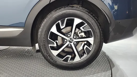 Kia 5 4WD 2023 21