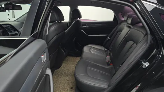 Hyundai LF 2.0 HEV 2015 12