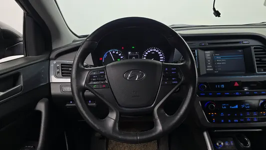 Hyundai LF 2.0 HEV 2015 13