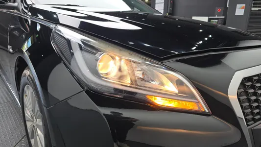 Hyundai LF 2.0 HEV 2015 22