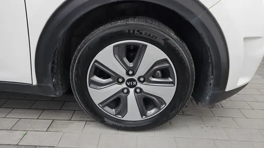 Kia Niro 2017 21