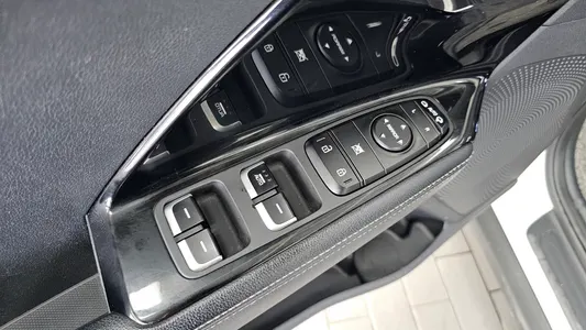Kia Niro 2017 30