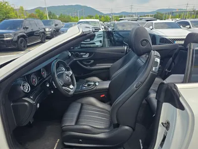 Mercedes-Benz E-Class W213 E220d 2018 11