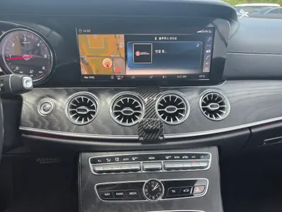 Mercedes-Benz E-Class W213 E220d 2018 15