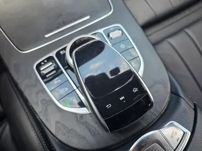 Mercedes-Benz E-Class W213 E220d 2018 17